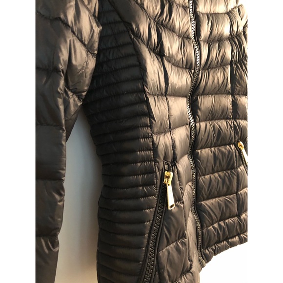 Calvin Klein Quilted Packable Down Jacket (Copy) - Picture 2 of 5